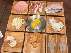 -银米·云南传统过桥米线(双廊黑金冠店)