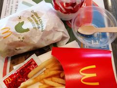 -麦当劳(南京路2店)