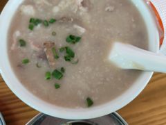 -洲心明记烧肉大粥(总店)