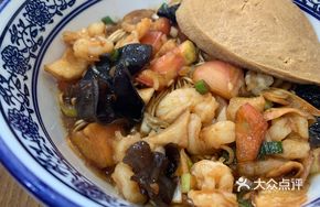 Shrimp and Pork Tripe Noodles
