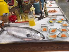 -蓝珊海鲜澳洲和牛自助餐厅