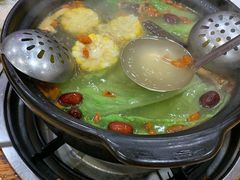 -濠轩阁特色生蚝火锅(水湾路店)