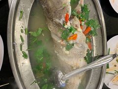 -J Daeng Seafood