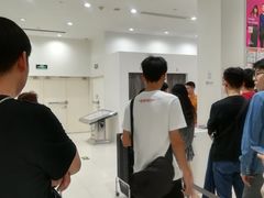 -优衣库(郑州二七万达广场店)