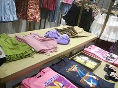 -URBAN REVIVO(济南世茂广场店)