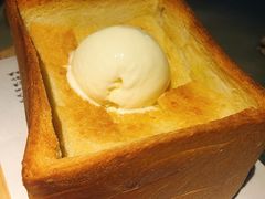 面包诱惑-绿茶餐厅(成都大悦城店)