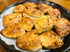 料理烤特色火烧-老东镇啤酒屋海鲜加工·蒸汽海鲜·海鲜烧烤(台东店)