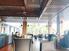 露天位-日落吧·海景咖啡厅·餐酒吧·鸡尾酒·下午茶·乐队表演·浪漫夕阳·三亚文华东方酒店