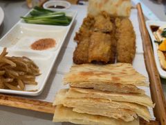 -闻道食府烙饼卷带鱼(原车耳营店原大觉寺店)