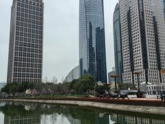 -陆家嘴中心绿地