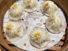 蟹粉小笼包-绿波廊(豫园店)
