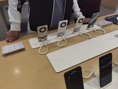 -华为授权体验店(中山公园来福士)