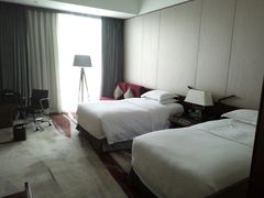 卧室-广州天河希尔顿酒店