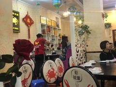 大堂-休记光头香辣蟹干锅(绵竹店)