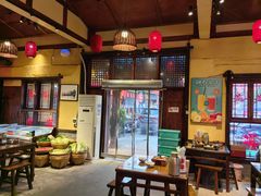 -富正毅三下锅·湘西韵味(天门山索道店)