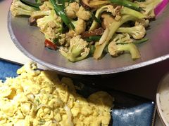 干锅丽水香菇花菜-探花·意境江南菜·唐伯虎文化体验店·松鼠桂鱼(观前店)