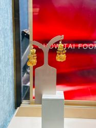 -周大福CHOW TAI FOOK(宝山苏宁易购店)
