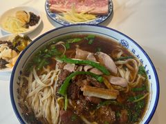 -镇南锅盖面馆(解放路店)