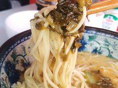 特制雪菜黄鱼面-明呈黄鱼面馆(斜土路店)