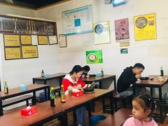 大堂-李米线(武陵路店)