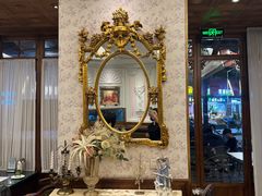 -秘密旅行Bonjour(黑金冠 江南西店)