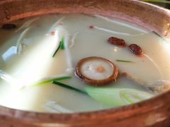 -三人行骨头王火锅(长寿店)