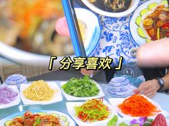 -范饭椰林川湘味海鲜·椰子鸡(三亚湾椰梦长廊店)