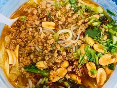 肉沫米线-北大学一食堂