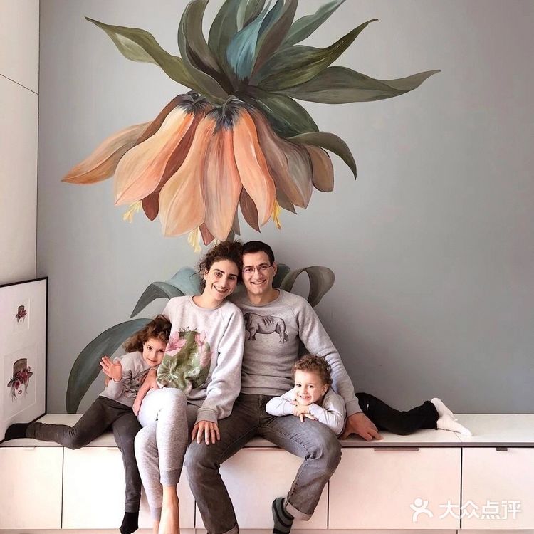 在墙上画出喜欢💕的作品