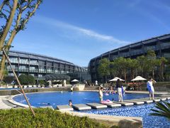 -上海滴水湖皇冠假日酒店