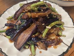 紫苏茄子烧豇豆-银峰农庄·特色烧鸡·鲜无花果浸鸡