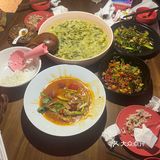 这家店评分4.8，这家店的酸菜鱼值得一试