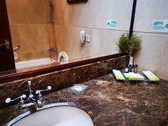 -曲江惠宾苑宾馆(大雁塔大唐不夜城店)