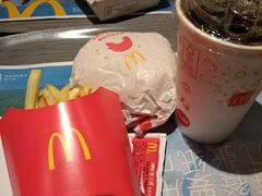 -麦当劳(中山公园龙之梦店)