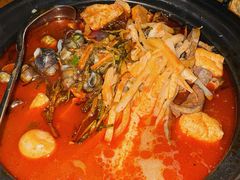 螺蛳鸭脚煲-凤张螺蛳粉·爽口粉(跃进路总店)