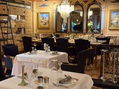 -火车头法国西餐厅