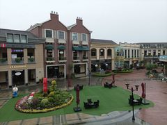 -王府井奥莱临潼小镇(临潼店)