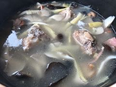 徽派腌笃鲜-自游人·美食一楼·地道徽菜(三十年名店)