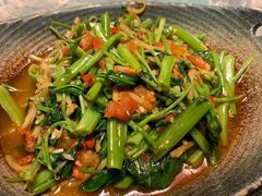 酸笋炒空心菜-浩海火燒雲傣家菜(静安芮欧店)