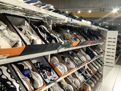 -BIGOFFS 超级折扣(仁恒伊势丹店)