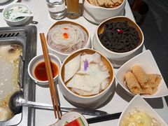 -海底捞火锅(长宁路龙之梦店)