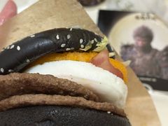 -麦当劳(乳山路店)