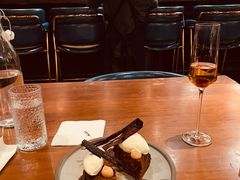 和香蕉过不去-MAGPIE喜鹊派餐厅(华侨城店)