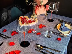 -弦月窗LUNETTE BY AMANDA(复兴路店)