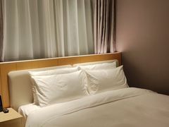 -桔子酒店(北京中关村苏州桥地铁站店)