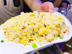 牛肉肠炒饭-三个蒙古大叔羊肉串(大宁店)
