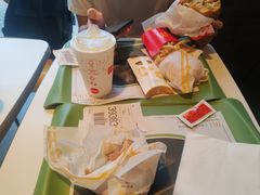 -麦当劳(欢乐谷店)