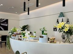 -上海伟杰·捷豹路虎4S店(闵行店)