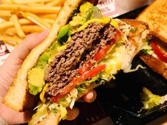 圣塔芭芭拉经典牛肉特堡-The Habit Burger Grill 哈比特汉堡(复兴soho店)