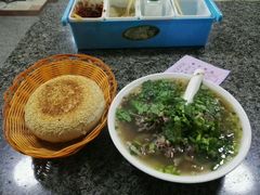 羊杂汤-清真喜兰老丁羊汤特色小吃